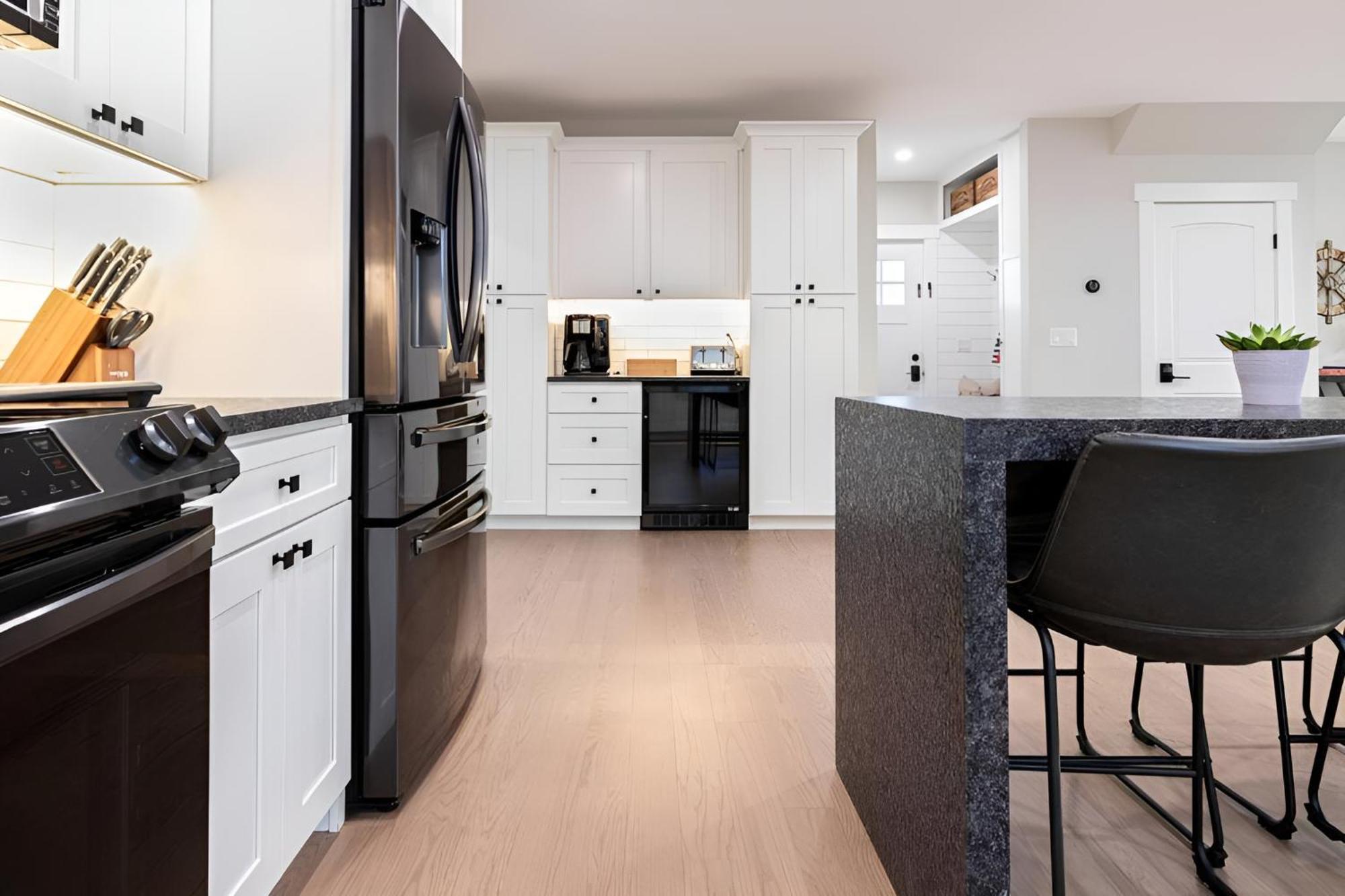 Renovated & Sophisticated Home Near Beach & Shops! Barnstable Extérieur photo